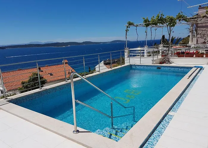 J&B Holiday House Hvar