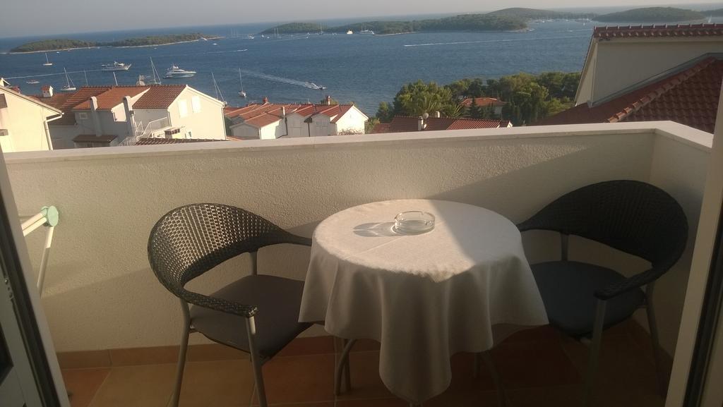 J&b House Hvar Hvar Town